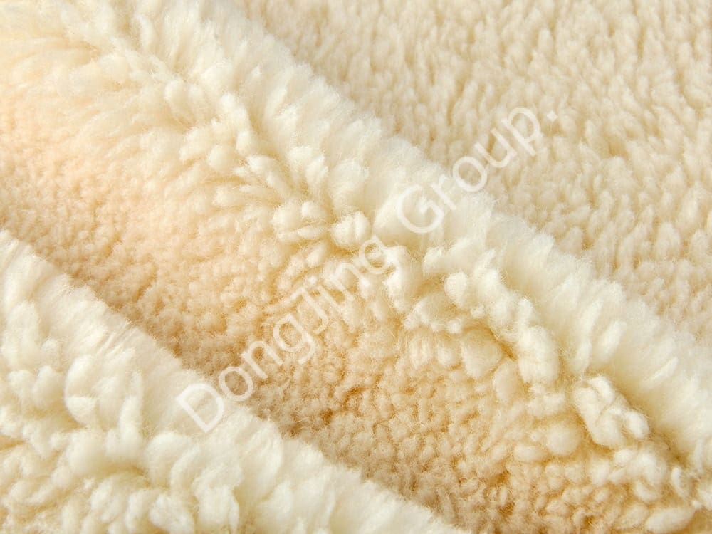 DP0605-Hồng Mi Tóc trắng Iceland faux fur fabric