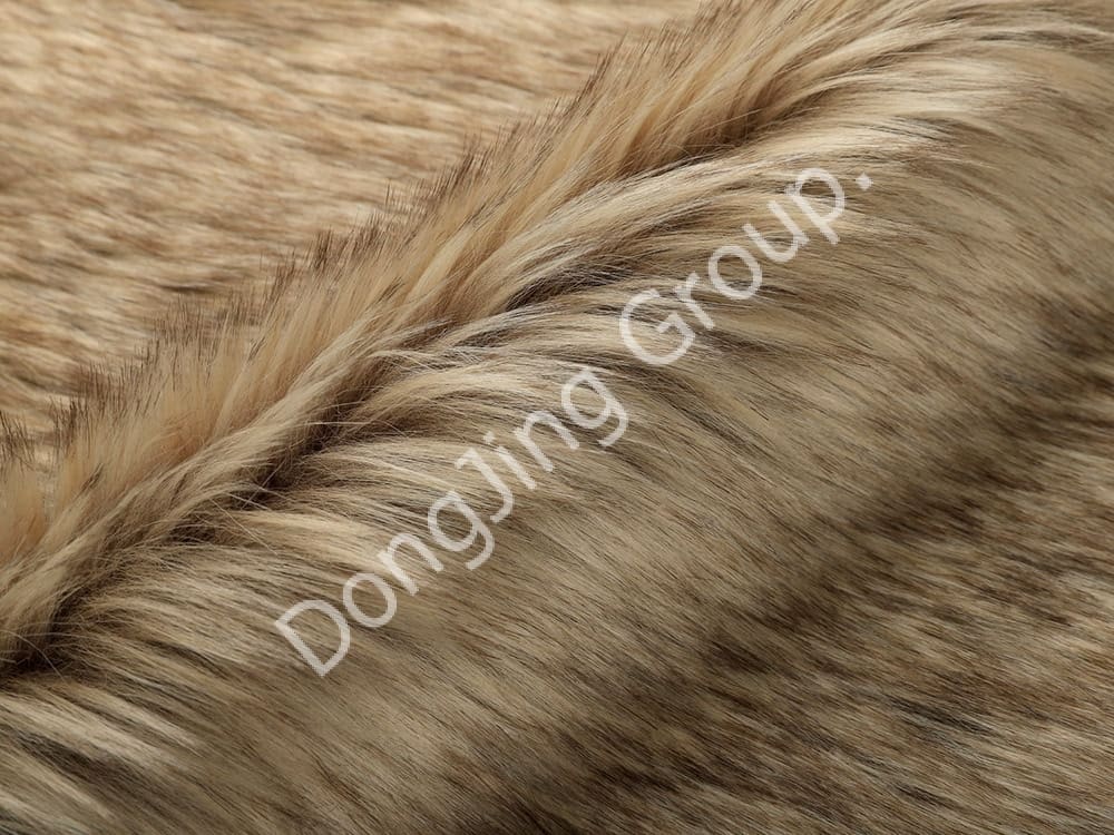 DP0615-Cuộn nhẹ ngọn tóc lạc đà faux fur fabric