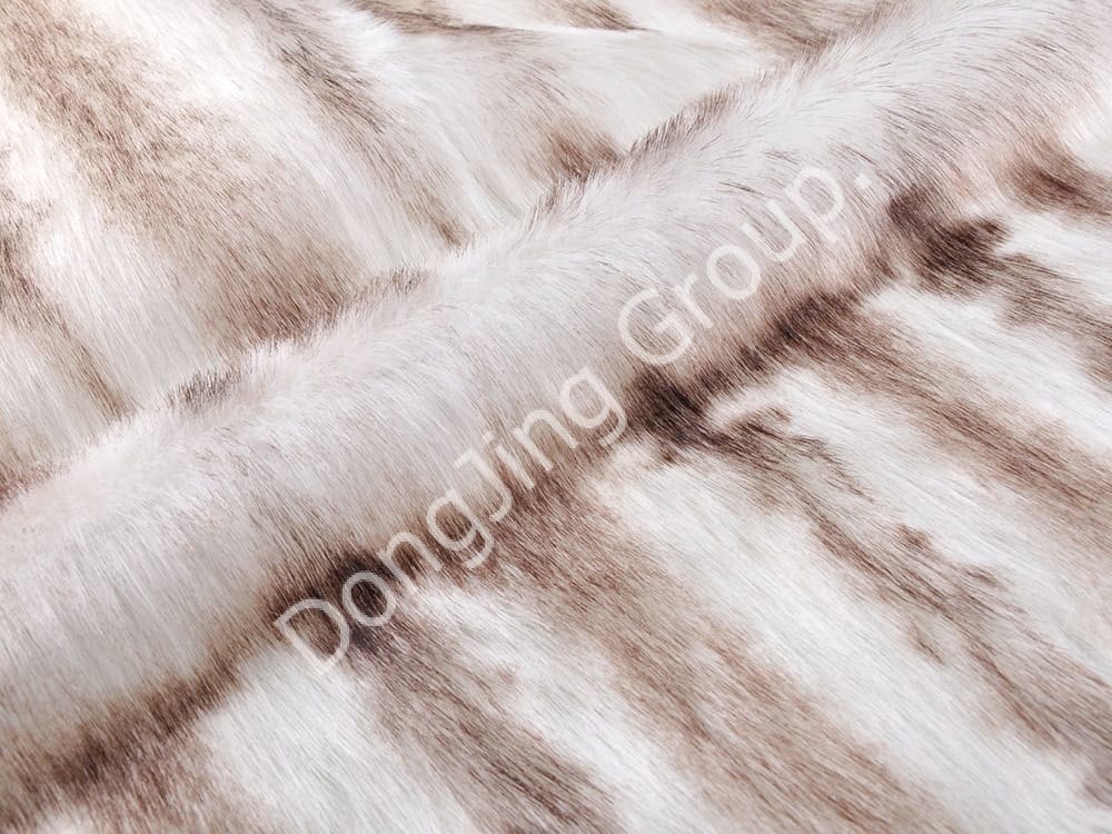 Đầu nhuộm màu trắng DP0626 faux fur fabric