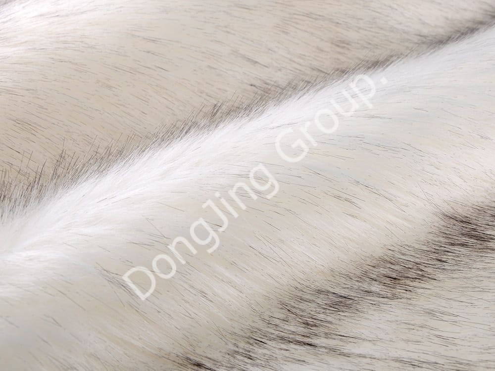 Đầu nhuộm màu trắng DP0630 faux fur fabric